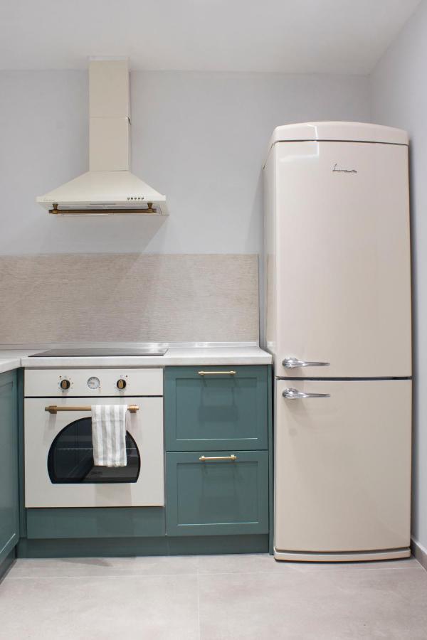 Stylish Modern Classic Apartment Salonicco Esterno foto