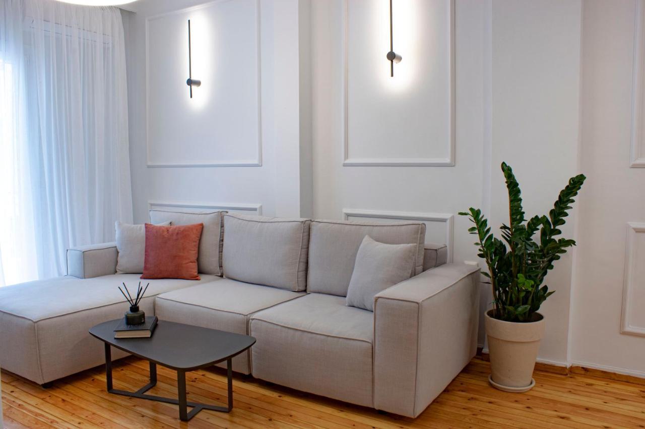 Stylish Modern Classic Apartment Salonicco Esterno foto